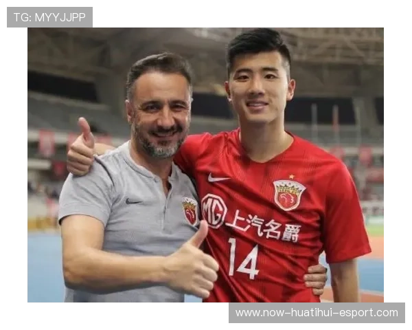 佩雷拉已经从狼队官宣下课，国安未来要是换帅，可以考虑请他，佩雷拉执教国足